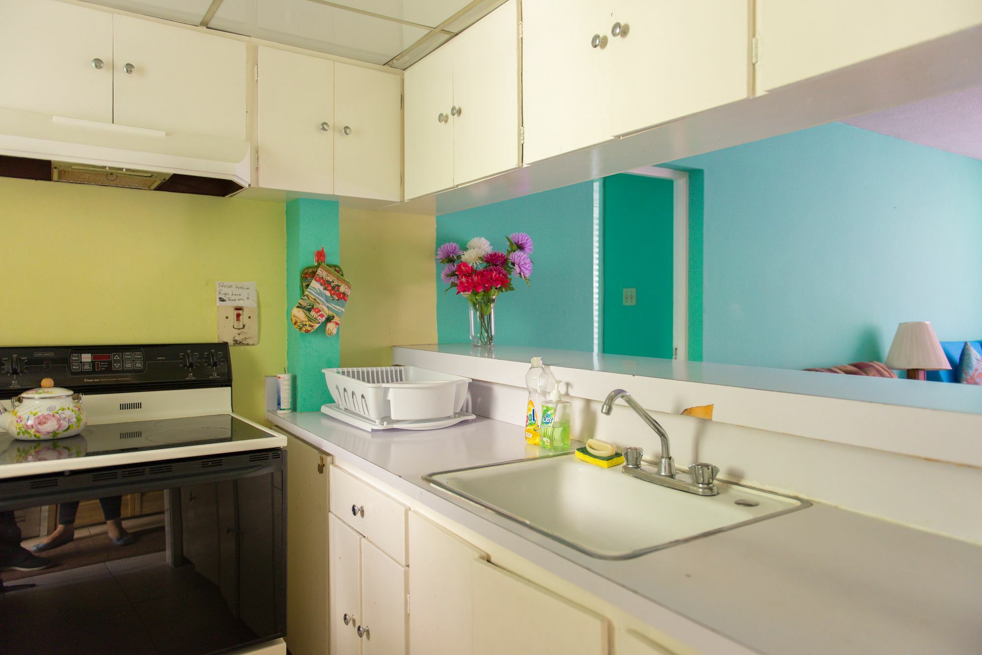 Montego Bay Club Apartments Екстериор снимка
